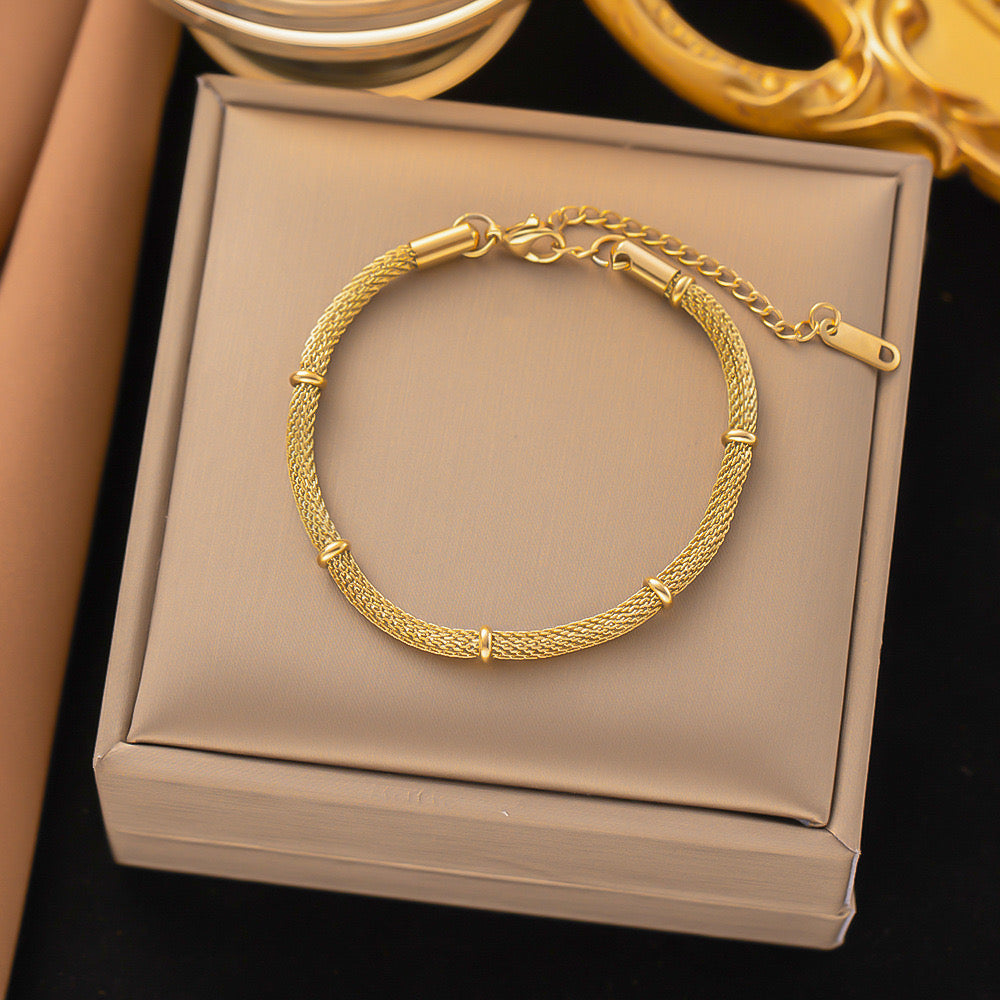 Ocean Breeze Rope Loose Bracelet