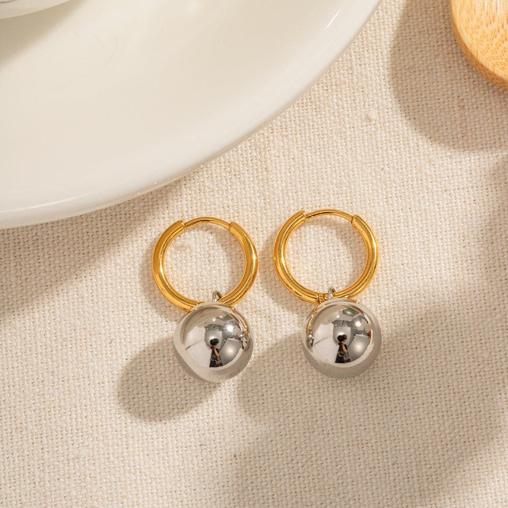 Misty Grey Pearl Danglers