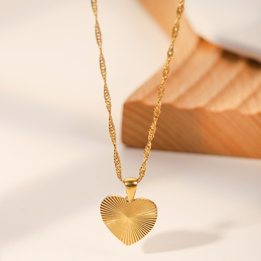 Radiant Heart Gold Necklace