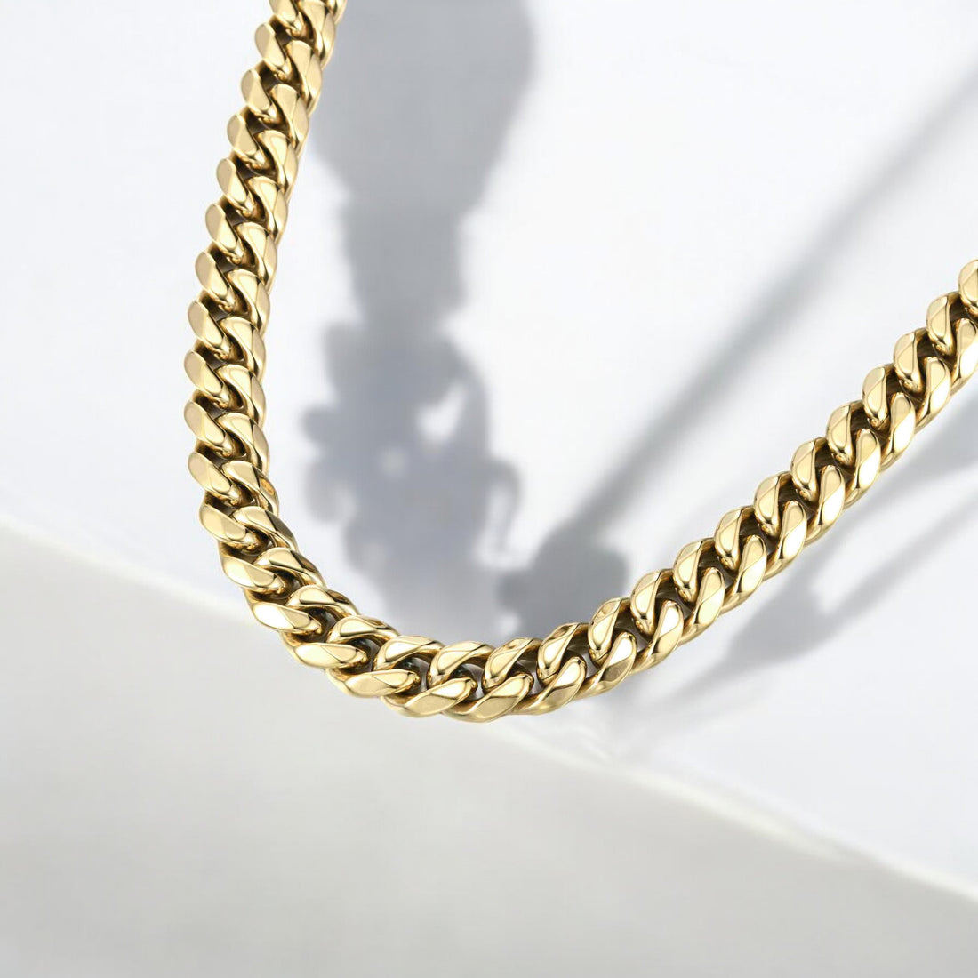 Mens Classic Gold Cuban Neckchain