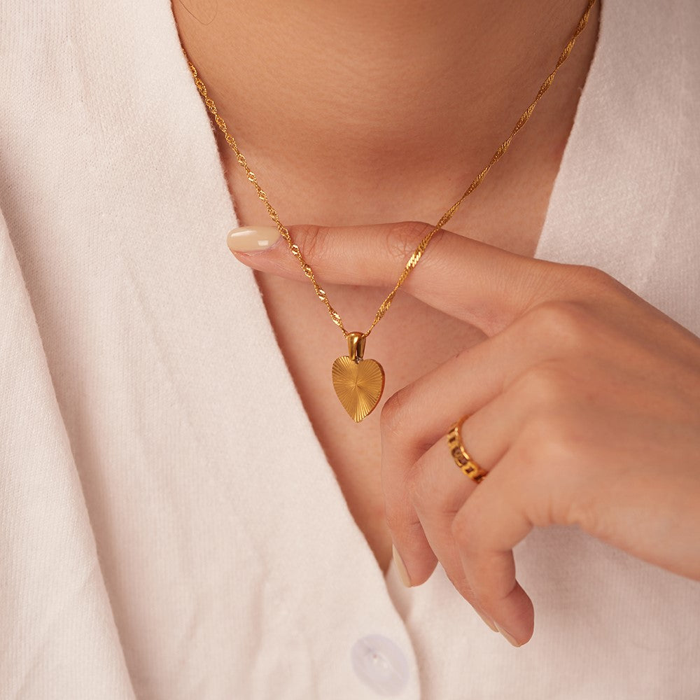 Radiant Heart Gold Necklace