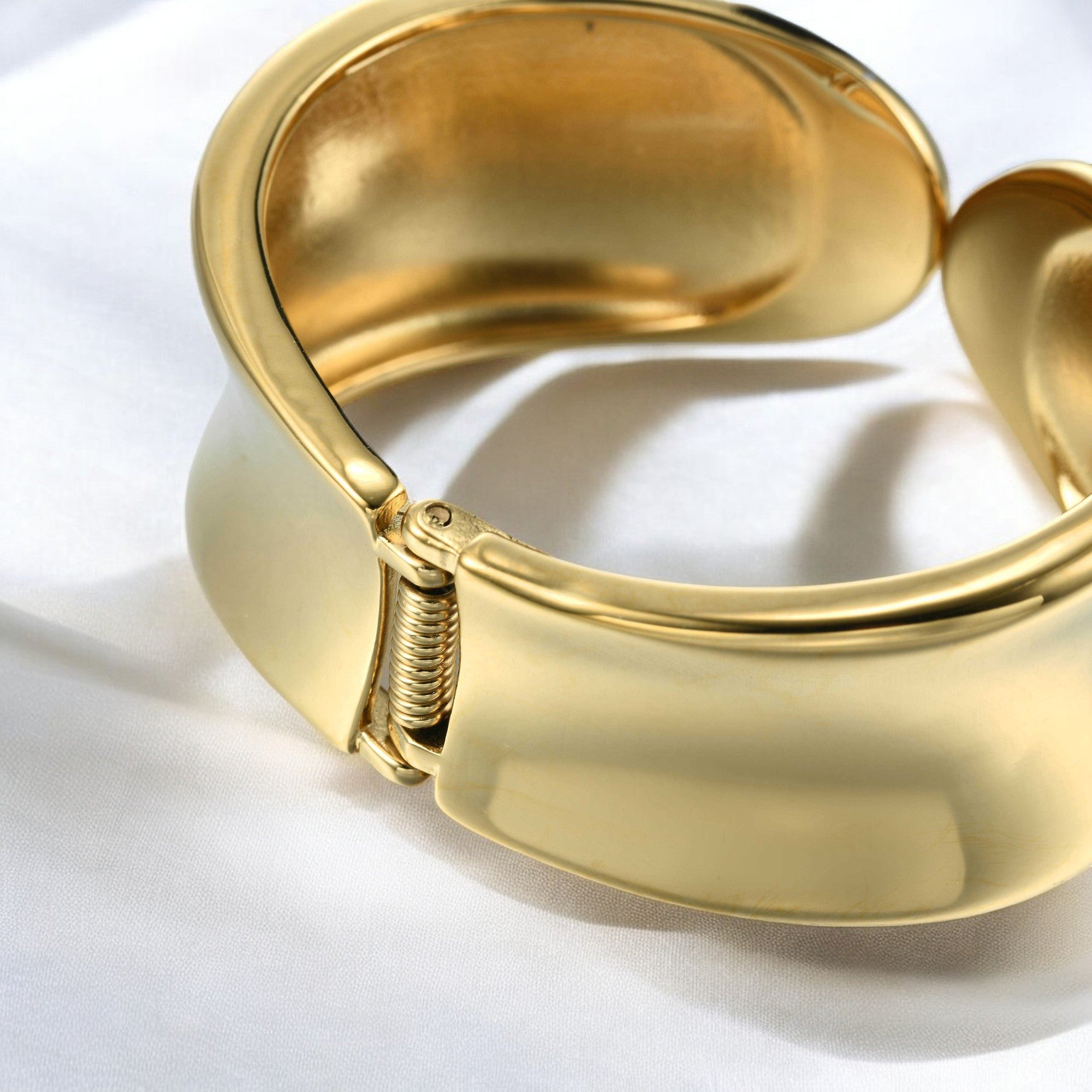 Audrey Gold Cuff