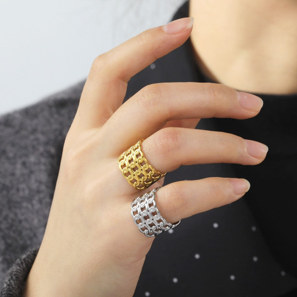 Interlinked Gold Ring