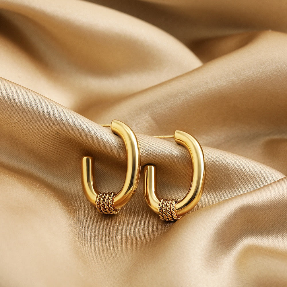 Chic Geo Gold Hoops