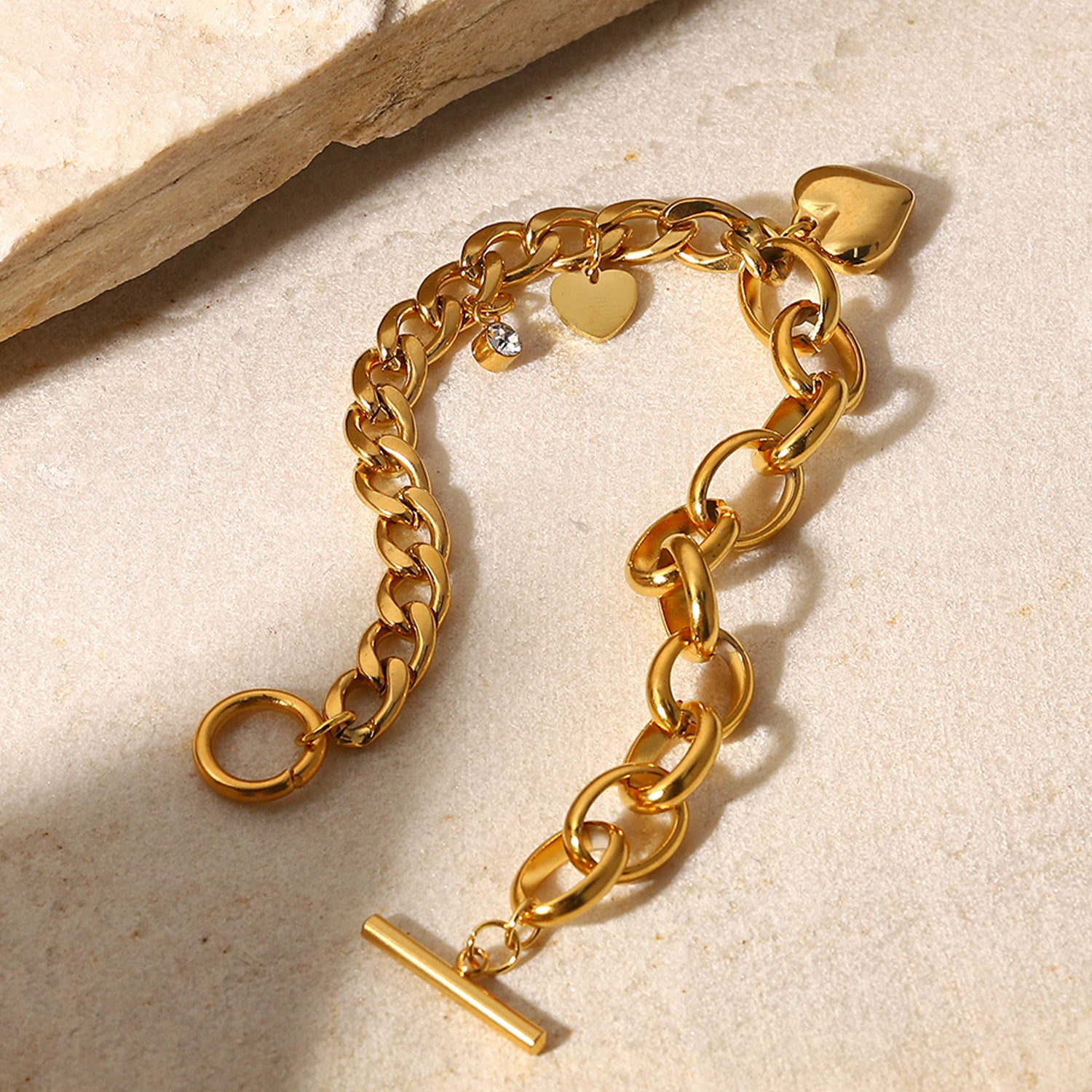 Love Links Gold Loose Bracelet
