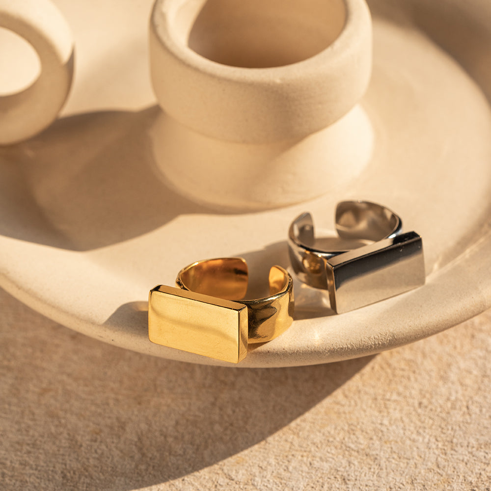 Horizon Gold Ring