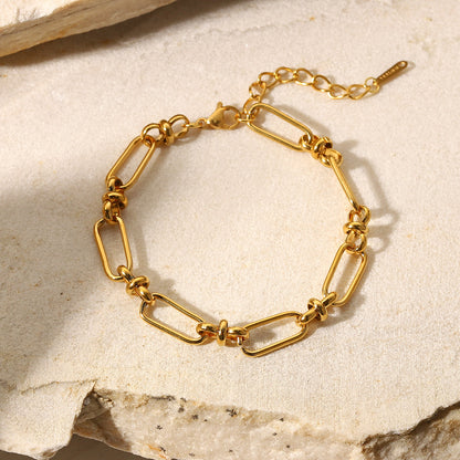 Safety Pin Chic - Gold Loose Bracelet