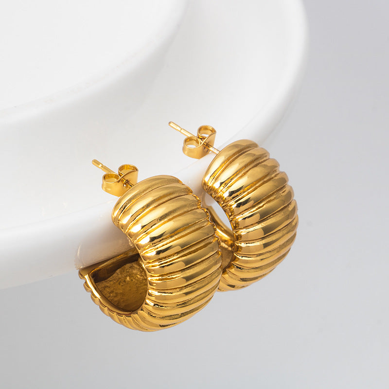Chic Gold Hoops