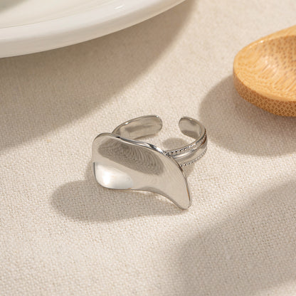 Eclipse Elegance Ring