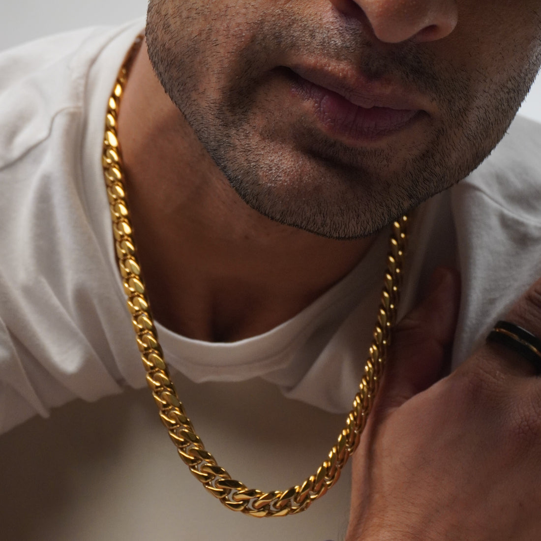 Mens Classic Gold Cuban Neckchain