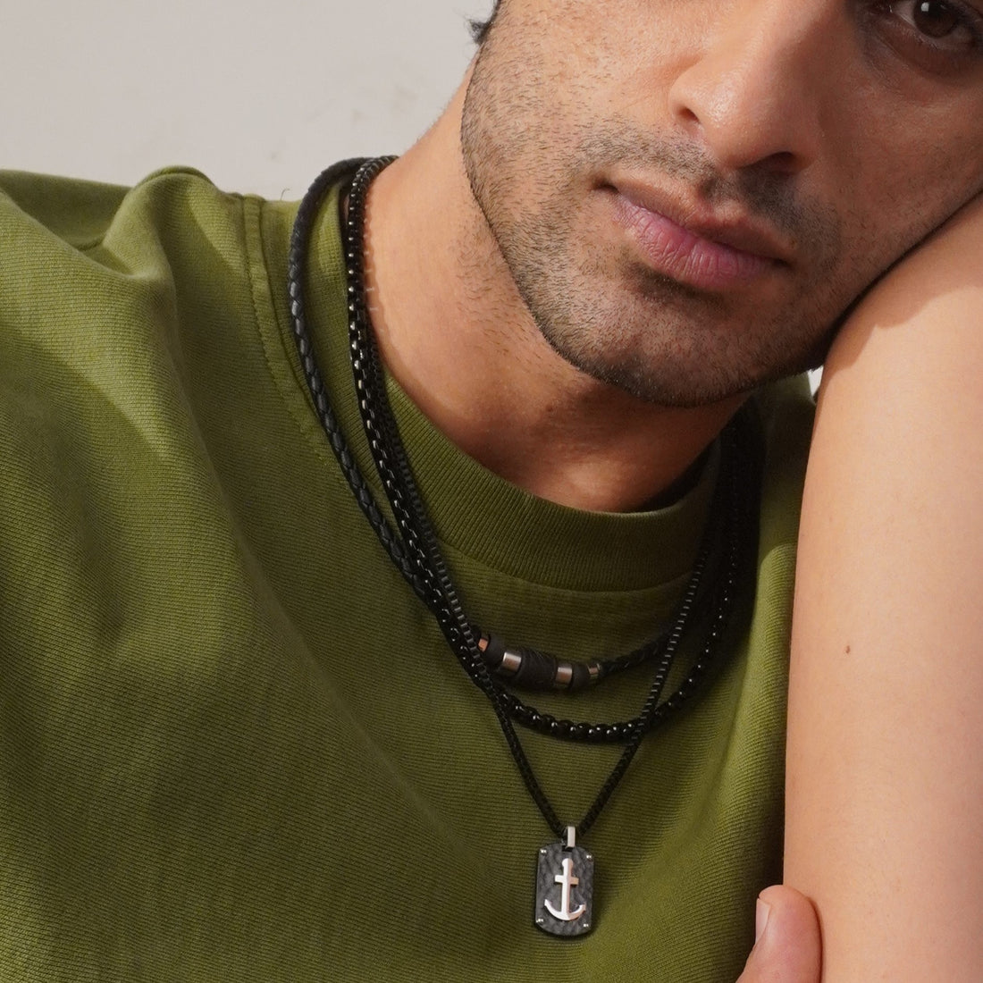 Mens Luster Neckchain - Midnight Black