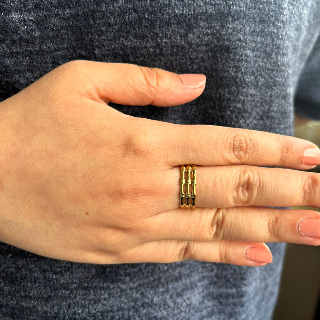 Radiant Loop Gold Ring